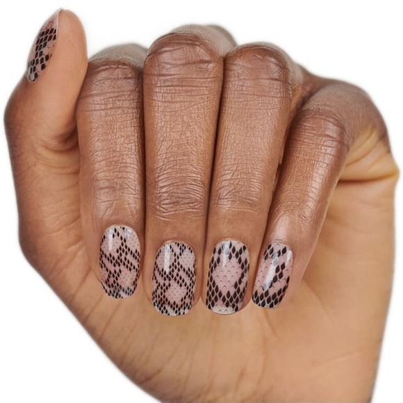 Color Street Head Or Scales - Picture 2 of 3